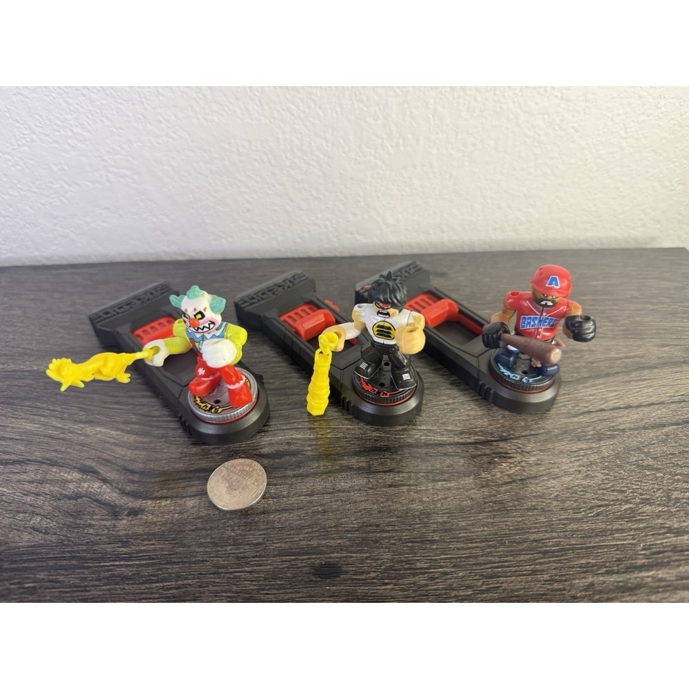 Akedo Ultimate Arcade Warriors Lot of 3 with 3 Battle Pads, Read Details. - Picture 2 of 15